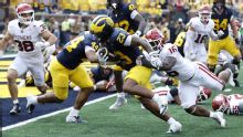 Michigan bounces back and beats No. 11 Oklahoma 17-10 after an INT late in game sets up go-ahead TD