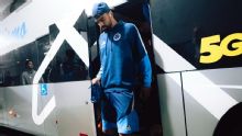Autor de gol contra em derrota do Cruzeiro, Fabrício Bruno revela estar jogando com dores e se emociona: 'Peço perdão ao torcedor'