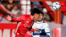 ¡EN VIVO! Duelo de animadores entre Argentinos y Gimnasia La Plata en el Clausura