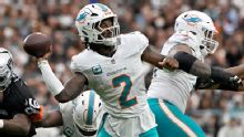 QB Malik Willis takes blame for five-sack Dolphins debut