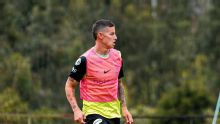 James ya muestra su magia: asistencia top en la práctica de Nacional