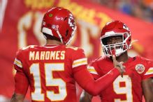 Kenneth Walker III, Patrick Mahomes lead Chiefs' win vs. Broncos