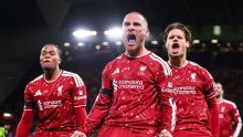 Liverpool vence, despacha Tottenham da Copa da Liga Inglesa e aumenta crise no rival