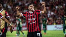 De la crisis a semifinales: Bryan Ruiz le devuelve vida a la Liga