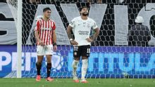 Memphis quebra silêncio, faz longo desabafo sobre eliminação do Corinthians e manda forte recado aos que 'se alegram com sua dor'