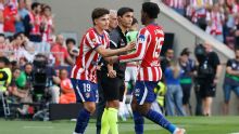 Cómo recibió la hinchada del Atlético Madrid a Julián Álvarez en el derbi