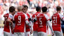 Perez en El Ahmadi zien minpunt bij koploper AZ: "Ze moeten de wedstrijd sneller doodmaken"