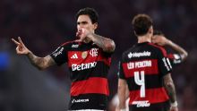 Flamengo bate Bragantino, vence a quinta seguida e abre vantagem sobre Palmeiras na liderança do Brasileirão