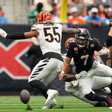 DeMeco Ryans urges Texans to 'dig deep' after 0-2 start