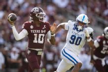 Texas A&M's Elko: Confidence remains in struggling QB Reed