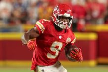 Chiefs aim to reduce Kenneth Walker's workload 'a little bit'