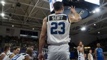 Inside the basketball of 'One Tree Hill' 23 years later