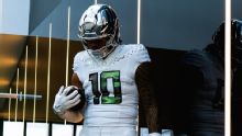 Oregon's look for USC trip tops best uniforms of college football Week 4