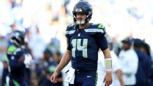 Sam Darnold, QB Seahawks, se esfuerza por regresar el domingo