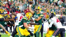 Falcons upset Packers in Michael Penix Jr.'s return from ACL