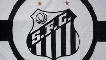Por que Santos, mirando até R$ 250 milhões, trocou Umbro pela Adidas nos uniformes