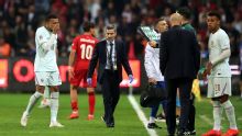 Mbappé, lesionado tras anotarle a Turquía  y a un mes del Clásico