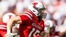 Texas Tech linebacker returns INTs for TDs on consecutive passes