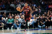 Sources: Bulls to trade Dillingham to Hornets for Buddy Hield