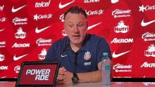 Chivas: Gabriel Milito respalda a Luis Romo, pese a costoso error