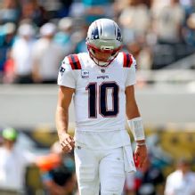 Patriots' Drake Maye: Shoulder fine, all OK with Mike Vrabel