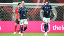 Arrascaeta marca, dá assistência, mas é substituído com dores no punho durante goleada do Uruguai contra Coreia do Sul