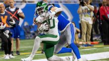 Sources: Jets RB Breece Hall week-to-week with quad injury