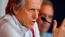 Jorge Jesus sobe o tom em polêmica com Cristiano Ronaldo em Portugal e cita até Pelé e Maradona: 'Ninguém vai mudar minhas ideias'