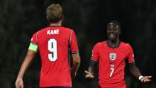 Inglaterra massacra a Croácia e faz 7 a 0 em jogo com apenas crianças e idosos no estádio