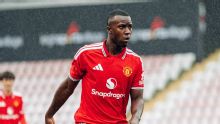 Cristian Orozco jugó amistoso en Manchester United y fue dirigido por Carrick