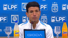 Chirola Romero, tras el triunfo de Racing: "No es poco ganar después de un golpe tan duro"