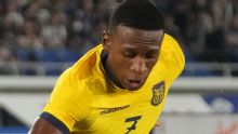 Pervis Estupiñán no jugó ante Panamá por lesión: ¿qué le pasó?