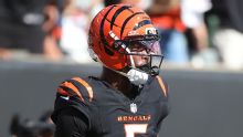 Bengals WR Tee Higgins day-to-day with adductor injury, coach says