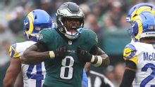 Sources: Eagles RB Tank Bigsby to have surgery, headed to IR