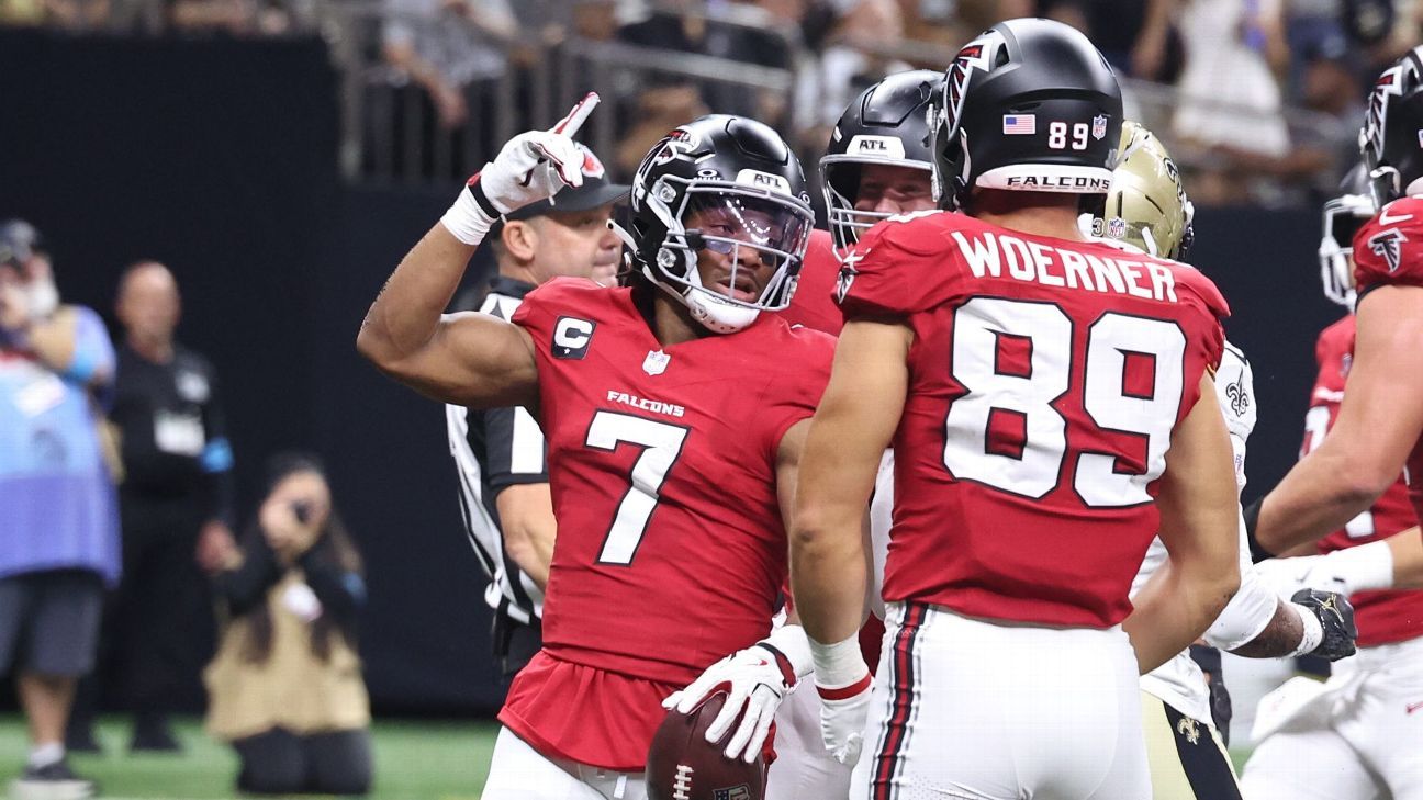 Fantasy football: Leading scorers through Sunday's early games