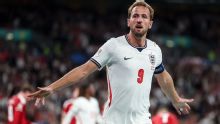 Com dois de Kane, Inglaterra arrasa Rep. Tcheca e segue caça à Espanha na Nations League