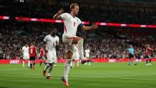 Kane leads England past Czechia in record outing