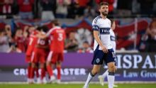 Fire beat Whitecaps in matchup of ex-Bayern teammates Lewandowski, Müller