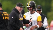 NFL: Aaron Rodgers resta importancia a intercambio con coach