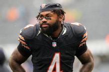 'That ain't me': Bears' D'Andre Swift laments early fumble issues
