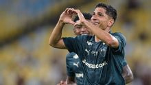 Savarino faz hat-trick, Fluminense goleia Coritiba e entra no G-4 do Brasileirão