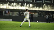 'Neymar revoluciona o Brasileirão': jornal se empolga com atuação de craque em Santos x Flamengo