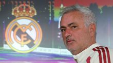 Mourinho admite mau momento de Vini Jr., mas sai em defesa e pede ajuda ao brasileiro: 'Me dói o coração'