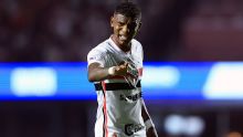 Rui Costa abre o jogo sobre 'sumiço' de Arboleda no São Paulo: 'Primeira vez que vi isso na carreira'
