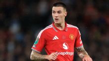 Michael Carrick: No timeline for Benjamin Sesko's Man United return