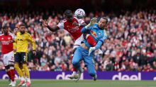 Premier League live updates: Defending champs Arsenal host Leeds