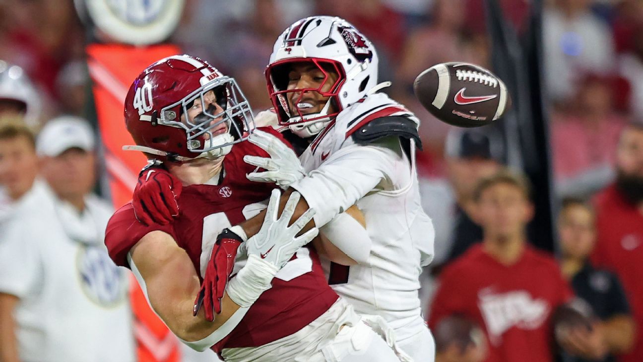 Sources: Bama TE Ford expected to play after surgery for broken arm