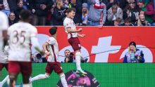 Manuel Neuer error sees Robin Fellhauer score fastest ever Bundesliga goal