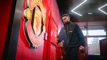 Premier League live updates: Man United host Tottenham in game of the day