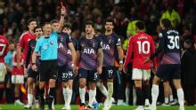 Com um a mais, United leva empate do lanterna Tottenham em partida marcada por briga e expulsão na Premier League